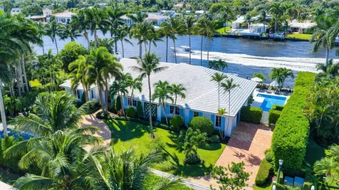 566 Palm Way Gulf Stream FL 33483