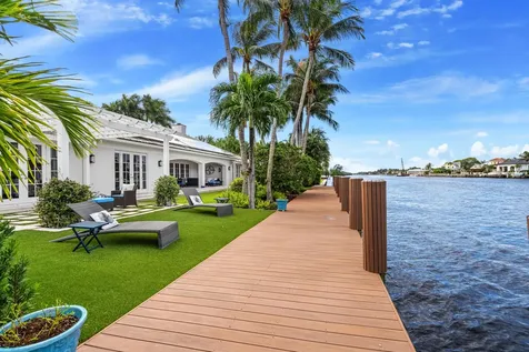 566 Palm Way Gulf Stream FL 33483