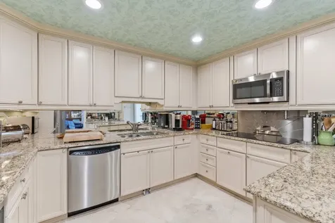 100 Royal Palm Way Palm Beach FL 33480