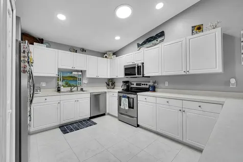 975 S Easy Street Sebastian FL 32958