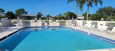 1516 Se Royal Green Circle Port Saint Lucie FL 34952