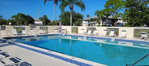 1516 Se Royal Green Circle Port Saint Lucie FL 34952