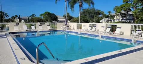 1516 Se Royal Green Circle Port Saint Lucie FL 34952