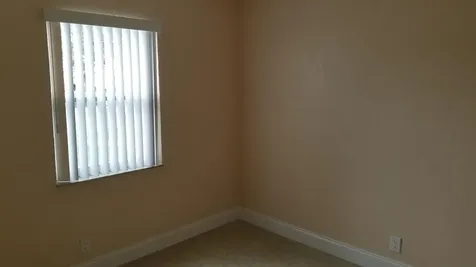 1516 Se Royal Green Circle Port Saint Lucie FL 34952