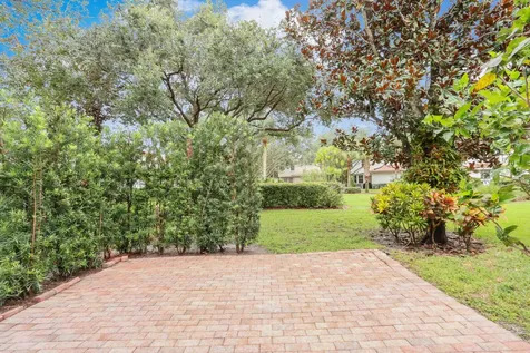 740 Duchess Court Palm Beach Gardens FL 33410
