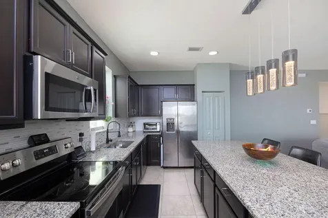 8405 Nw Greenbank Circle Port Saint Lucie FL 34987