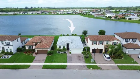 8405 Nw Greenbank Circle Port Saint Lucie FL 34987