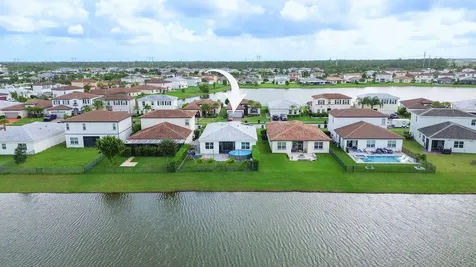 8405 Nw Greenbank Circle Port Saint Lucie FL 34987