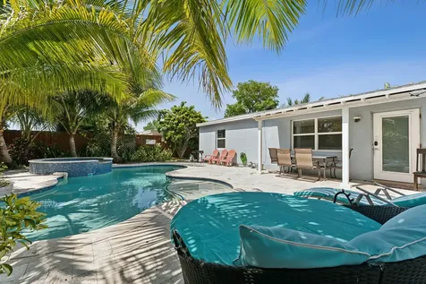 1631 N Andrews Square Fort Lauderdale FL 33311