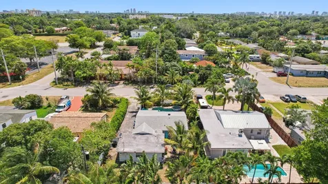 1631 N Andrews Square Fort Lauderdale FL 33311