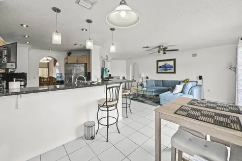 375 Sw 205th Avenue Pembroke Pines FL 33029