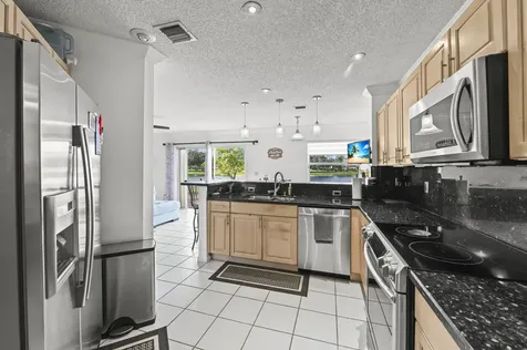 375 Sw 205th Avenue Pembroke Pines FL 33029