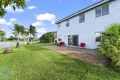 375 Sw 205th Avenue Pembroke Pines FL 33029