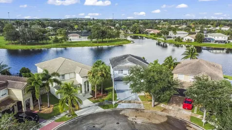 375 Sw 205th Avenue Pembroke Pines FL 33029