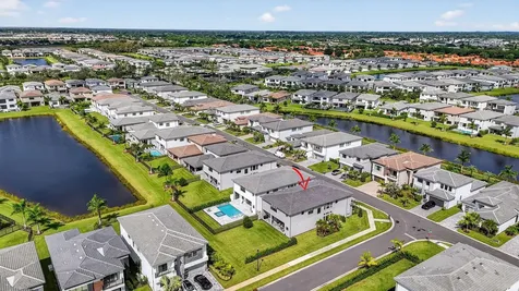 8284 Royal County Down Road Boca Raton FL 33434