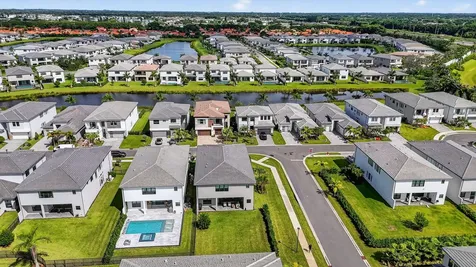 8284 Royal County Down Road Boca Raton FL 33434