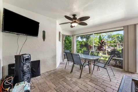15703 72nd Court The Acreage FL 33470