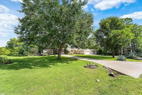 15703 72nd Court The Acreage FL 33470
