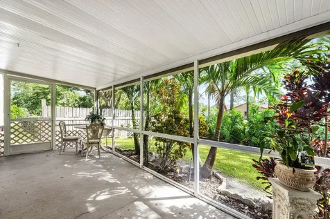 15703 72nd Court The Acreage FL 33470