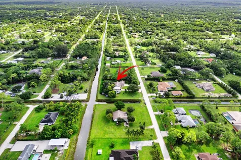 15703 72nd Court The Acreage FL 33470