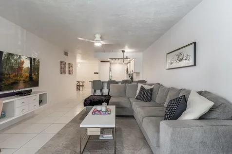7100 Nw 17th Street Plantation FL 33313