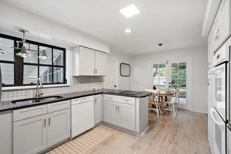 217 Se Oriole Avenue Stuart FL 34996