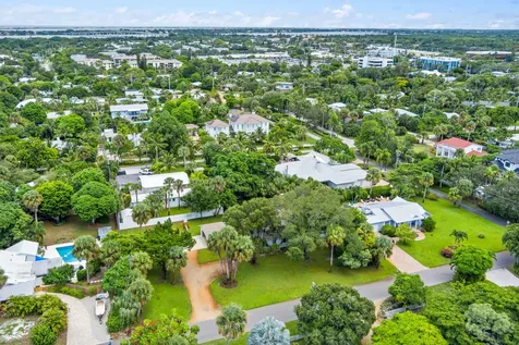 217 Se Oriole Avenue Stuart FL 34996