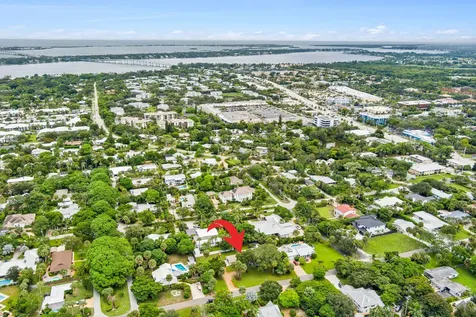 217 Se Oriole Avenue Stuart FL 34996