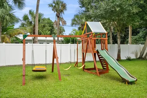 217 Se Oriole Avenue Stuart FL 34996