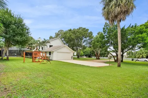 217 Se Oriole Avenue Stuart FL 34996