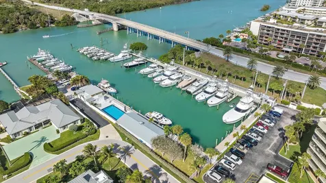 189 Shelter Lane Jupiter Inlet Colony FL 33469