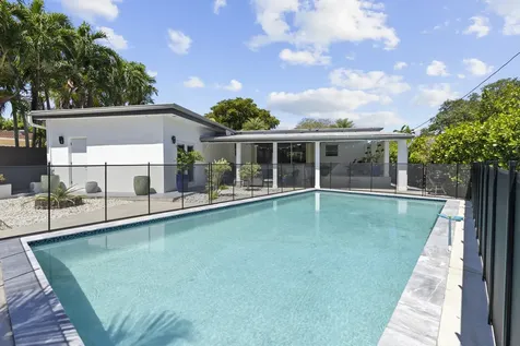 297 Minola Drive Miami Springs FL 33166