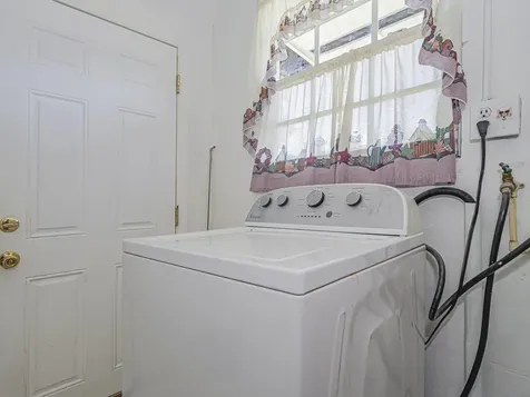 563 4th Place Vero Beach FL 32962