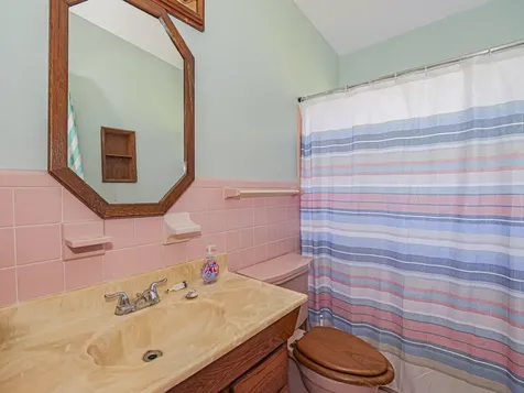 563 4th Place Vero Beach FL 32962