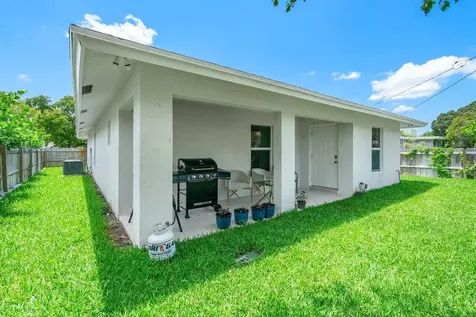 625 Forest Hill Boulevard West Palm Beach FL 33405