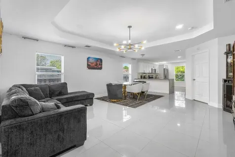 625 Forest Hill Boulevard West Palm Beach FL 33405