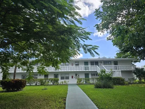 294 Farnham M Deerfield Beach FL 33442