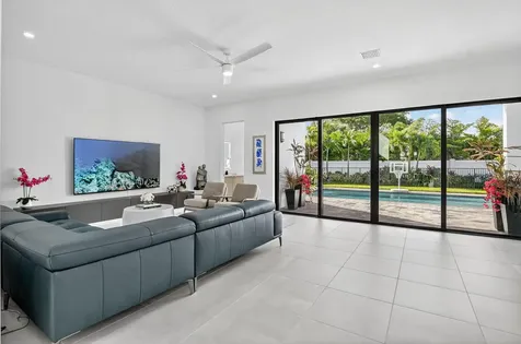 8366 Essex Country Club Drive Boca Raton FL 33434