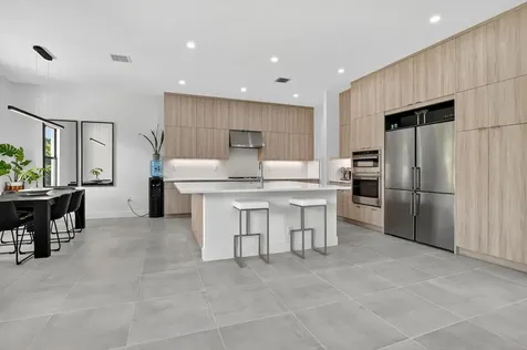 8366 Essex Country Club Drive Boca Raton FL 33434