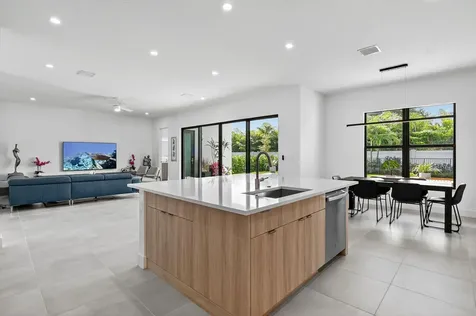 8366 Essex Country Club Drive Boca Raton FL 33434