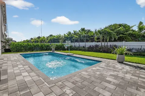 8366 Essex Country Club Drive Boca Raton FL 33434