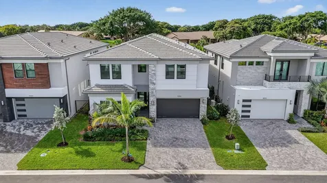 8366 Essex Country Club Drive Boca Raton FL 33434