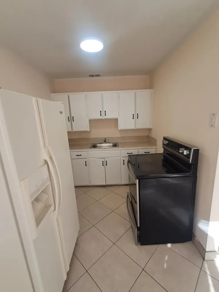 1021 Selkirk Street West Palm Beach FL 33405