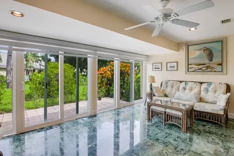 6827 Fountains Circle Lake Worth FL 33467