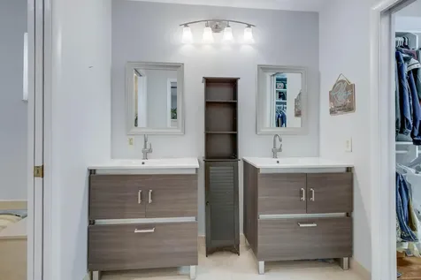 6827 Fountains Circle Lake Worth FL 33467