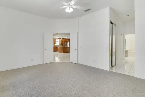 220 Nw Bentley Circle Port Saint Lucie FL 34986