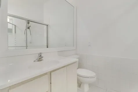 220 Nw Bentley Circle Port Saint Lucie FL 34986