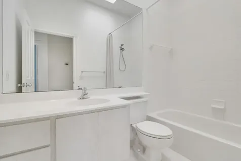 220 Nw Bentley Circle Port Saint Lucie FL 34986
