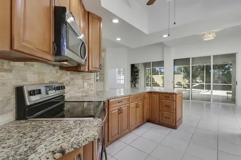 220 Nw Bentley Circle Port Saint Lucie FL 34986