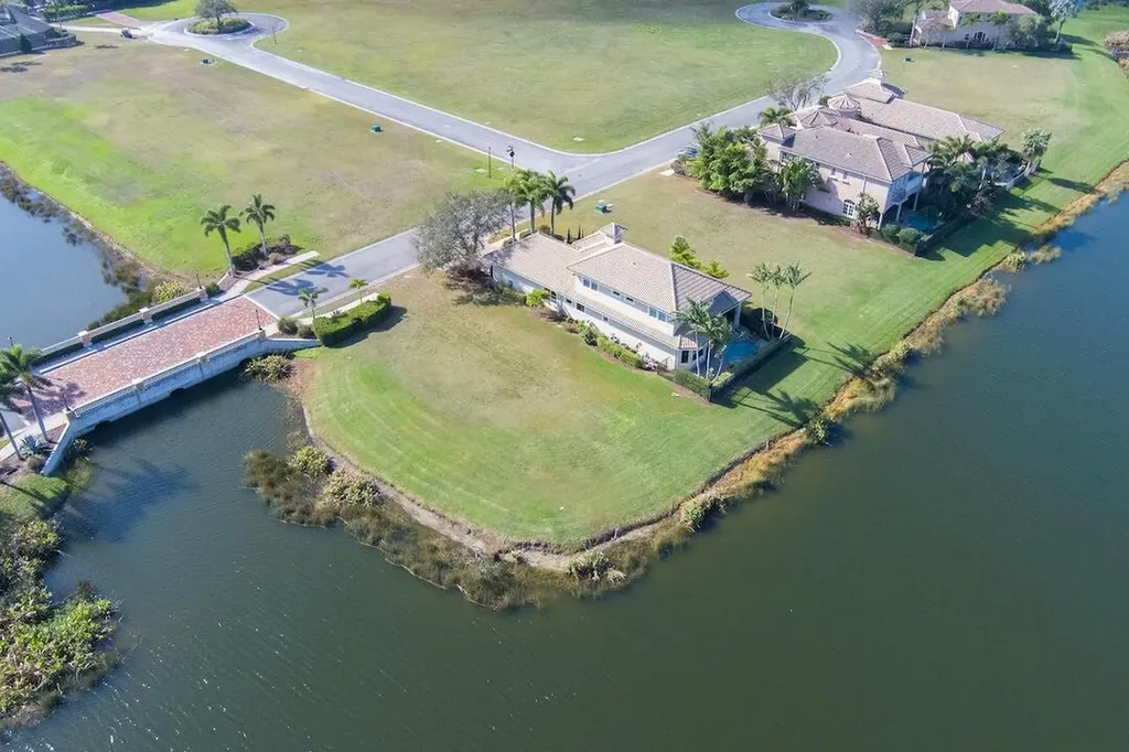 152 SE Santa Gardenia Port Saint Lucie FL 34984